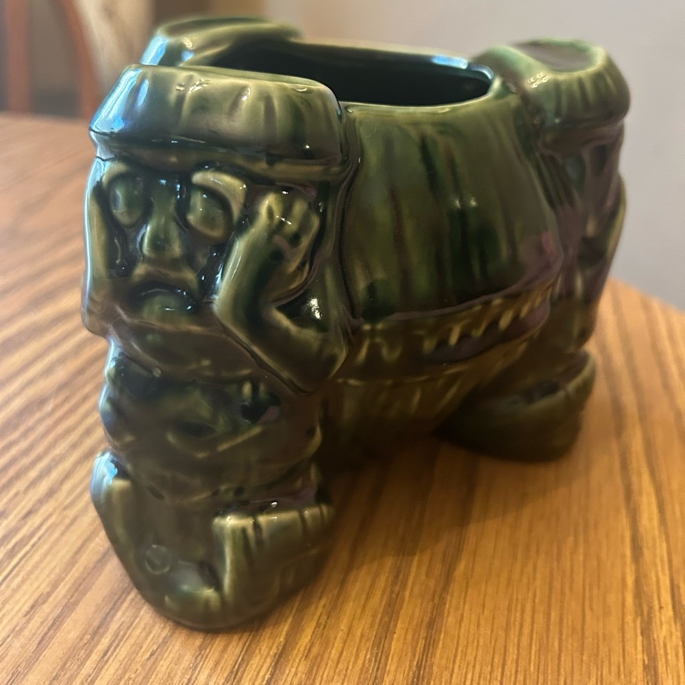 Disney Trader Sam's Grog Grotto Uh-Oa Green 3rd Edition Tiki Bowl Mug